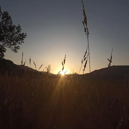 Des Milans Lägenhet Saint-Cirgues-de-Jordanne
